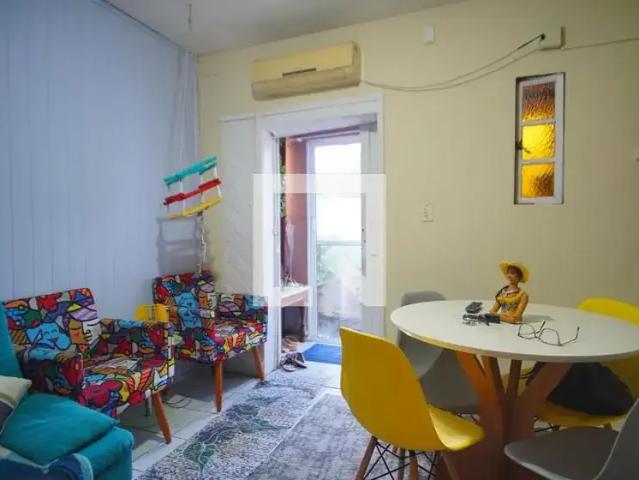 Casa / Sobrado em Condomínio para Locação em Porto Alegre/RS Sarandi 2 Quartos
