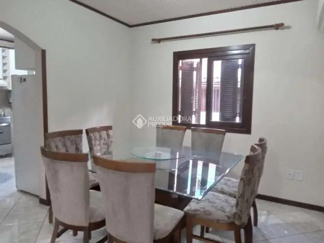 Casa / Sobrado em Condomínio para Locação em Porto Alegre/RS Sarandi 3 Quartos