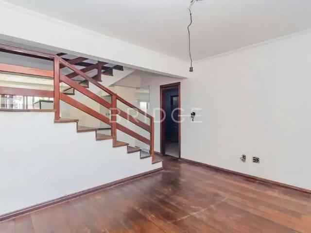 Casa / Sobrado em Condomínio para Locação em Porto Alegre/RS Sarandi 3 Quartos
