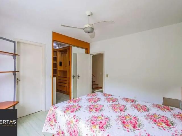 Casa / Sobrado em Condomínio para Locação em Porto Alegre/RS Sarandi 3 Quartos
