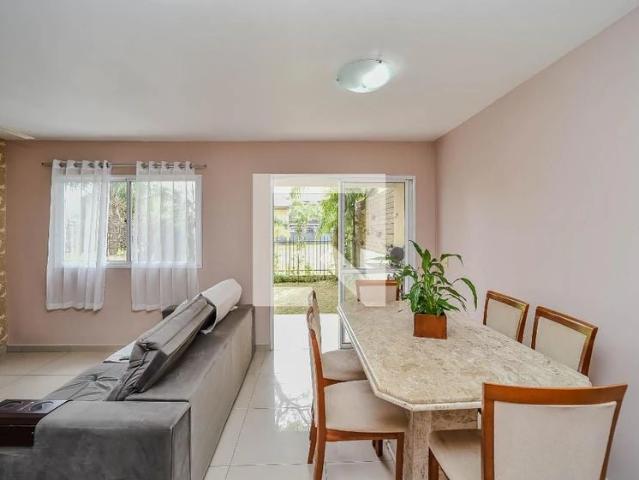 Casa / Sobrado em Condomínio para Locação em Porto Alegre/RS Sarandi 3 Quartos