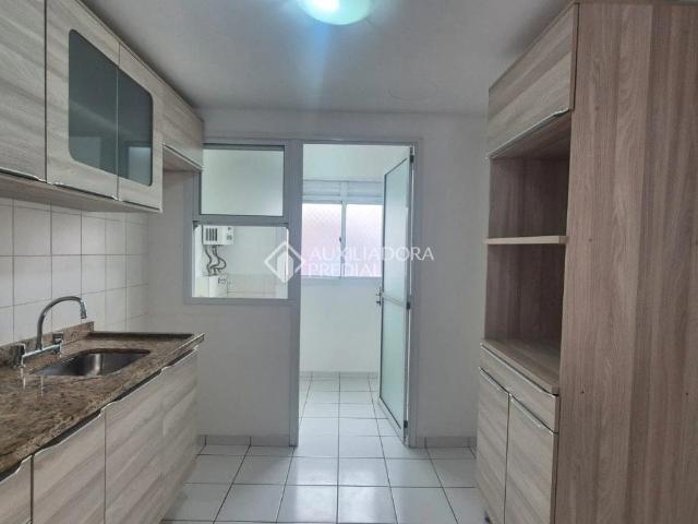Casa / Sobrado em Condomínio para Locação em Porto Alegre/RS Sarandi 3 Quartos