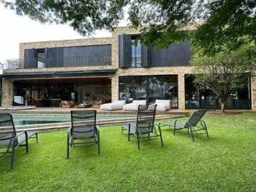 Casa / Sobrado em Condomínio para Locação em Porto Feliz/SP Indaiatuba 5 Quartos