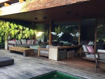 Casa / Sobrado em Condomínio para Locação em Porto Feliz/SP Zona Rural 3 Quartos