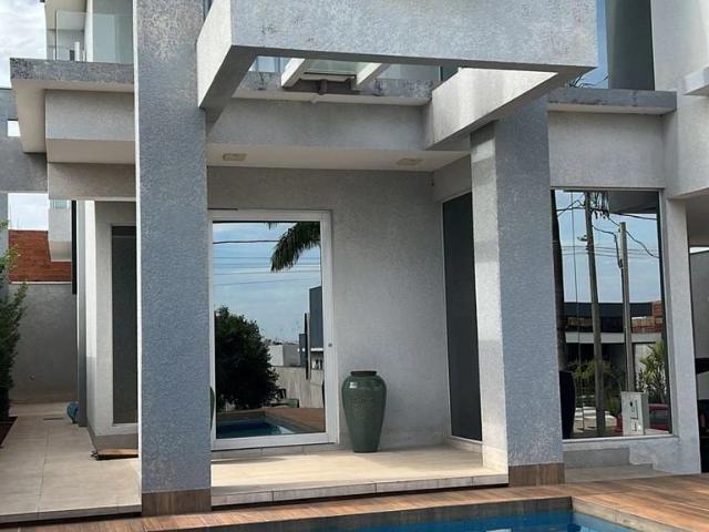 Casa / Sobrado em Condomínio para Locação em Porto Rico/PR Centro 4 Quartos