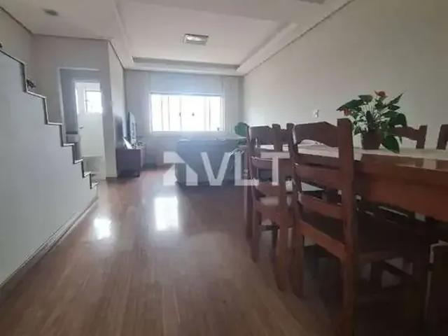 Casa / Sobrado em Condomínio para Locação em Pouso Alegre/MG Santo Ivo 3 Quartos