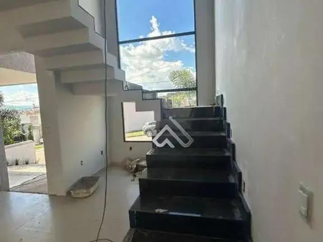 Casa / Sobrado em Condomínio para Locação em Pouso Alegre/MG Setvillage Las Palmas 3 Quartos