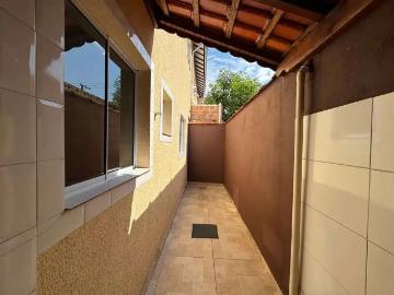 Casa / Sobrado em Condomínio para Locação em Praia Grande/SP Tude Bastos Sítio do Campo 2 Quartos