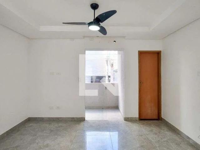 Casa / Sobrado em Condomínio para Locação em Praia Grande/SP Tupi 2 Quartos