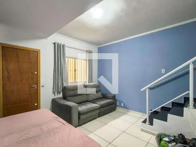 Casa / Sobrado em Condomínio para Locação em Praia Grande/SP Vila Antártica 2 Quartos