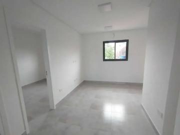 Casa / Sobrado em Condomínio para Locação em Praia Grande/SP Vila Antártica 2 Quartos