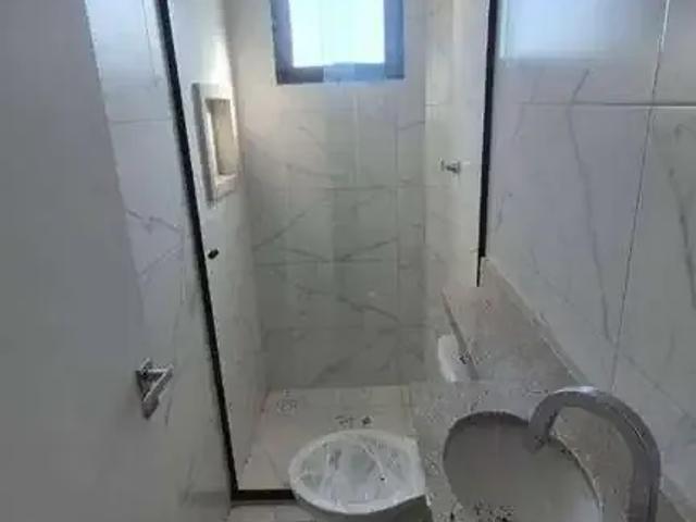 Casa / Sobrado em Condomínio para Locação em Praia Grande/SP Vila Antártica 2 Quartos