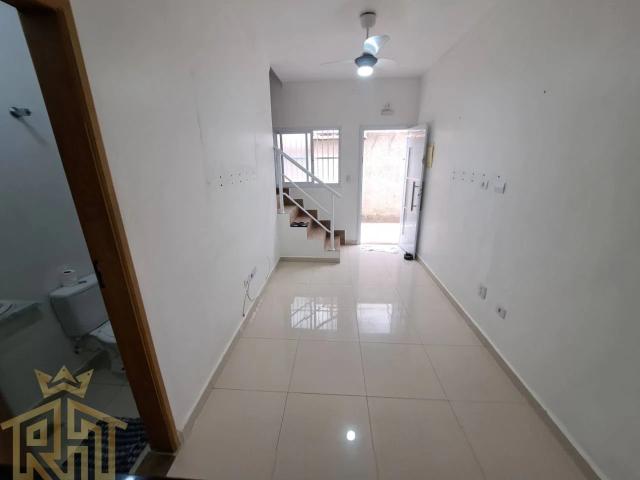 Casa / Sobrado em Condomínio para Locação em Praia Grande/SP Vila Assunção 2 Quartos