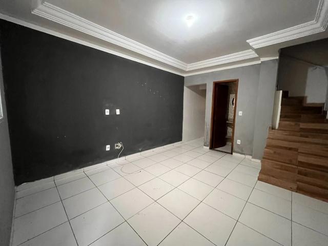 Casa / Sobrado em Condomínio para Locação em Praia Grande/SP Vila Caiçara 2 Quartos