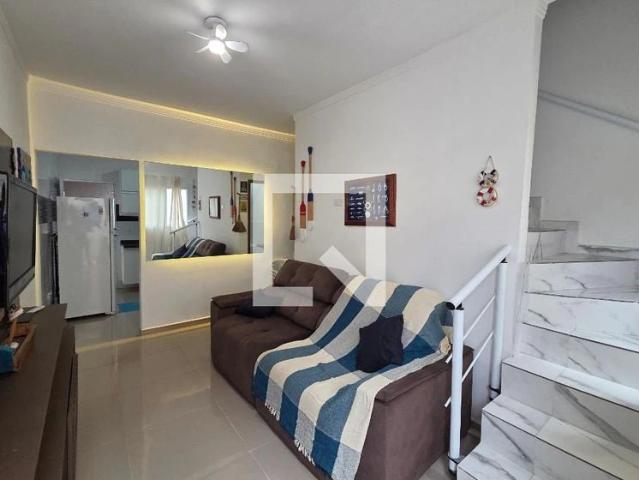 Casa / Sobrado em Condomínio para Locação em Praia Grande/SP Vilamar 2 Quartos