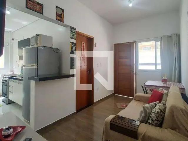 Casa / Sobrado em Condomínio para Locação em Praia Grande/SP Vilamar 2 Quartos