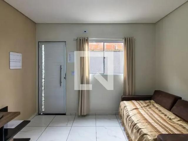 Casa / Sobrado em Condomínio para Locação em Praia Grande/SP Vilamar 2 Quartos
