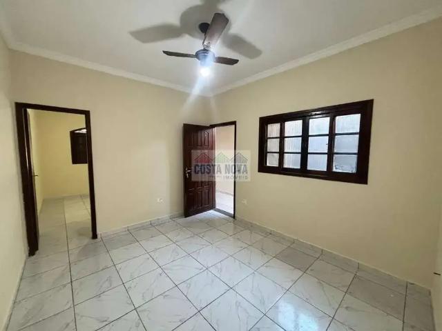 Casa / Sobrado em Condomínio para Locação em Praia Grande/SP Aviação 3 Quartos