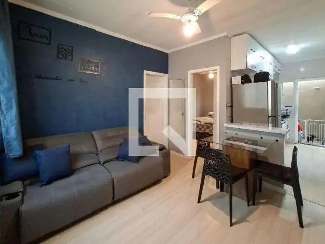 Casa / Sobrado em Condomínio para Locação em Praia Grande/SP Aviação 1 Quartos
