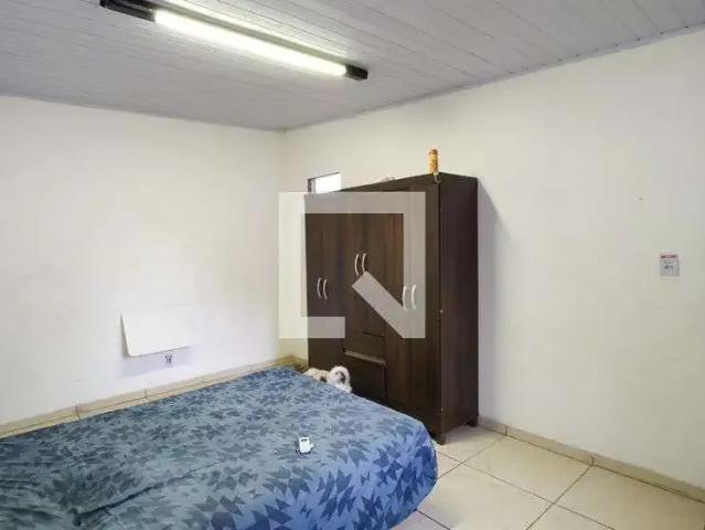 Casa / Sobrado em Condomínio para Locação em Praia Grande/SP Boqueirão