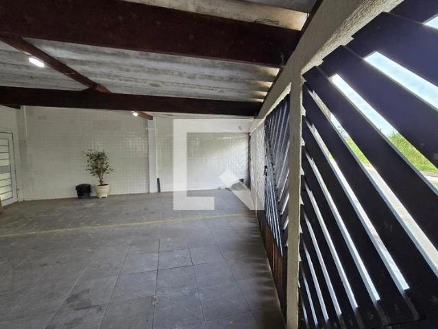 Casa / Sobrado em Condomínio para Locação em Praia Grande/SP Cidade da Criança 1 Quartos