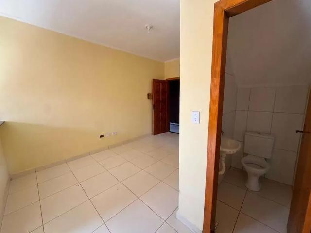 Casa / Sobrado em Condomínio para Locação em Praia Grande/SP Jardim Alice 2 Quartos