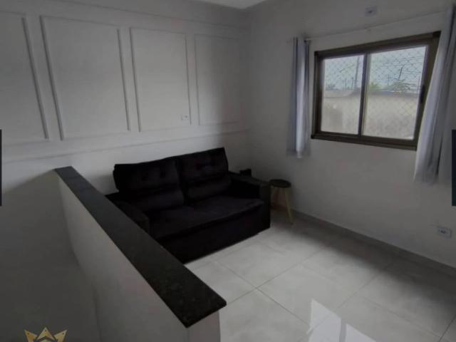 Casa / Sobrado em Condomínio para Locação em Praia Grande/SP Maracanã 2 Quartos