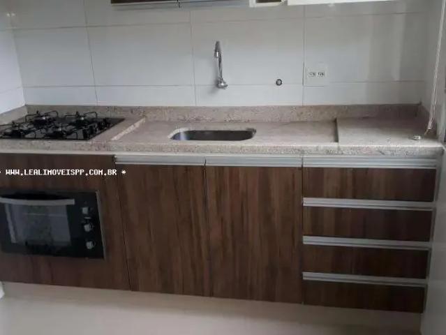 Casa / Sobrado em Condomínio para Locação em Presidente Prudente/SP Jardim Vale do Sol 2 Quartos