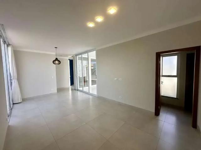 Casa / Sobrado em Condomínio para Locação em Presidente Prudente/SP Parque Residencial Mart Ville 3 Quartos