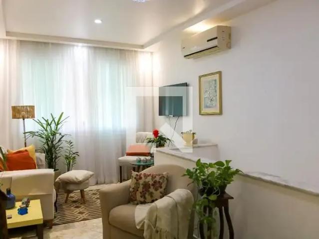 Casa / Sobrado em Condomínio para Locação em Rio de Janeiro/RJ Méier 3 Quartos