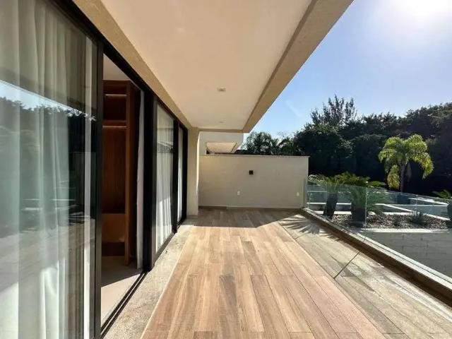 Casa / Sobrado em Condomínio para Locação em Rio de Janeiro/RJ Barra da Tijuca 4 Quartos