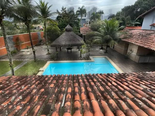 Casa / Sobrado em Condomínio para Locação em Rio de Janeiro/RJ Barra da Tijuca 5 Quartos
