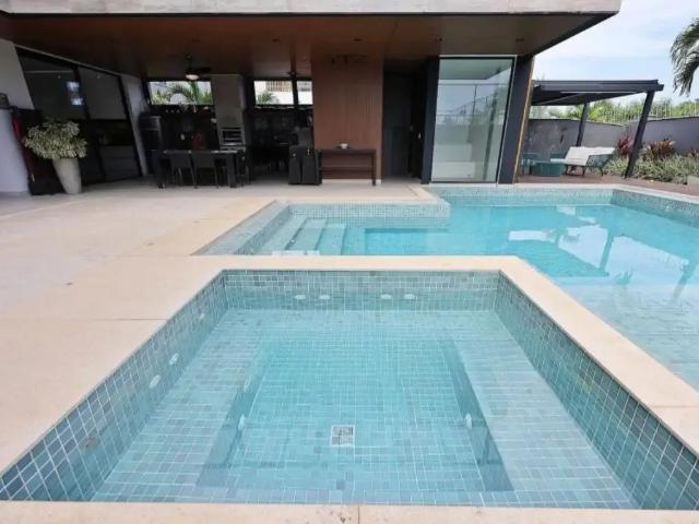 Casa / Sobrado em Condomínio para Locação em Rio de Janeiro/RJ Barra da Tijuca 5 Quartos
