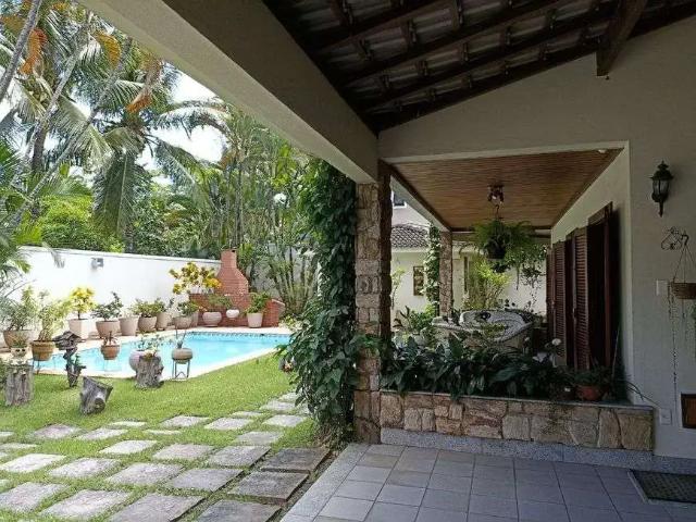 Casa / Sobrado em Condomínio para Locação em Rio de Janeiro/RJ Barra da Tijuca 5 Quartos