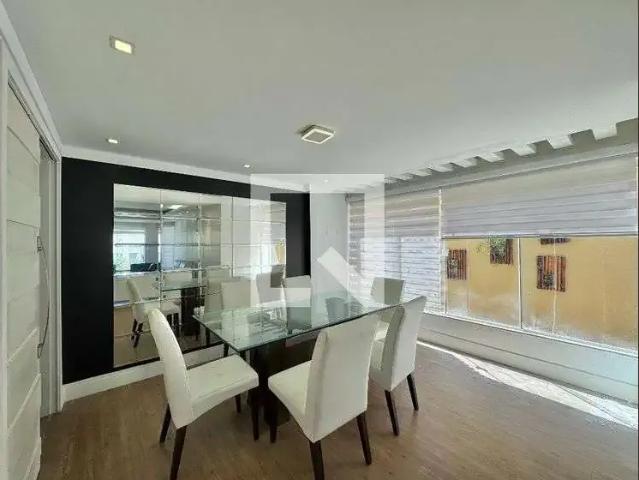 Casa / Sobrado em Condomínio para Locação em Rio de Janeiro/RJ Barra da Tijuca 6 Quartos
