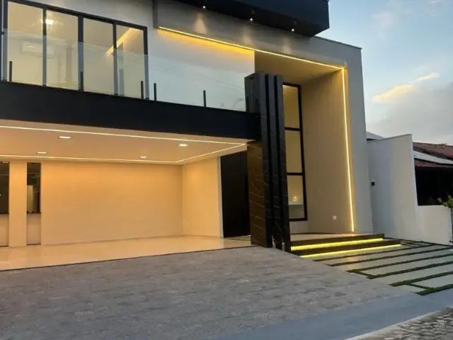 Casa / Sobrado em Condomínio para Locação em Rio de Janeiro/RJ Campo Grande 5 Quartos