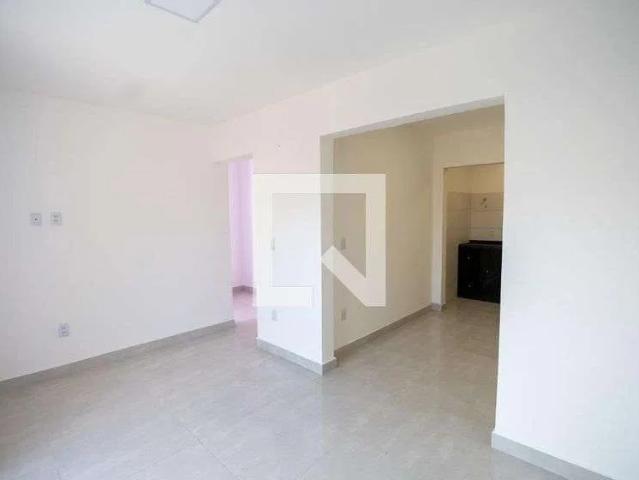 Casa / Sobrado em Condomínio para Locação em Rio de Janeiro/RJ Campo Grande 2 Quartos