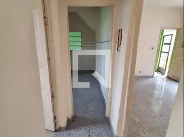 Casa / Sobrado em Condomínio para Locação em Rio de Janeiro/RJ Cascadura 2 Quartos