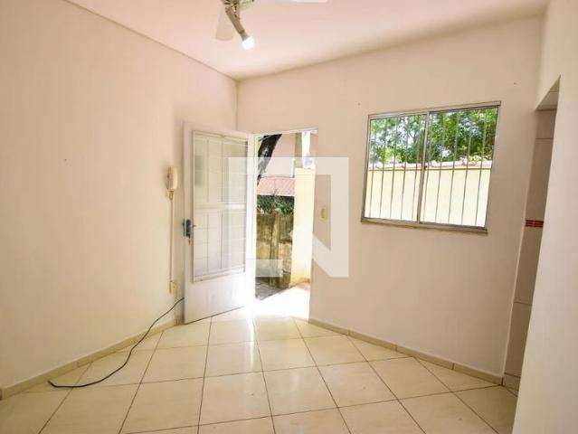Casa / Sobrado em Condomínio para Locação em Rio de Janeiro/RJ Engenho de Dentro 1 Quartos