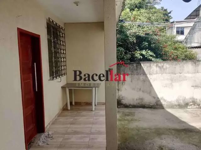 Casa / Sobrado em Condomínio para Locação em Rio de Janeiro/RJ Engenho de Dentro 2 Quartos