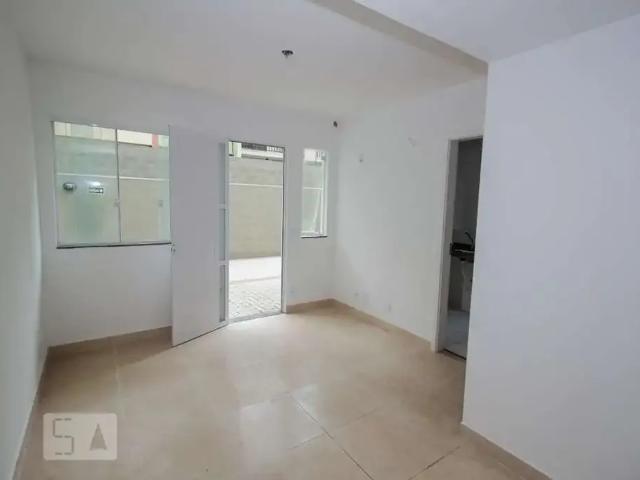 Casa / Sobrado em Condomínio para Locação em Rio de Janeiro/RJ Engenho Novo 2 Quartos
