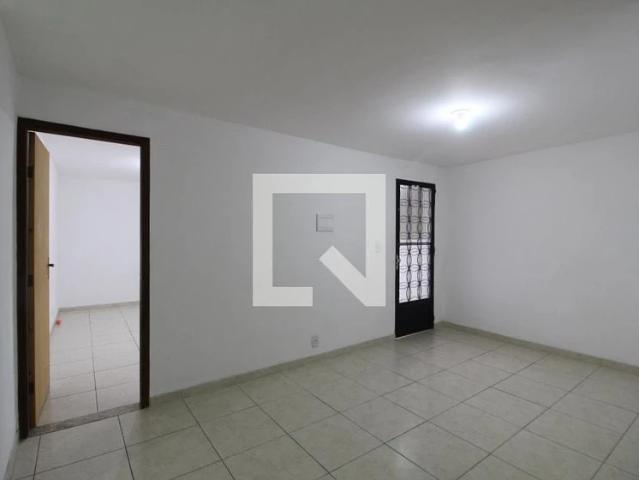 Casa / Sobrado em Condomínio para Locação em Rio de Janeiro/RJ Freguesia Ilha do Governador 3 Quartos