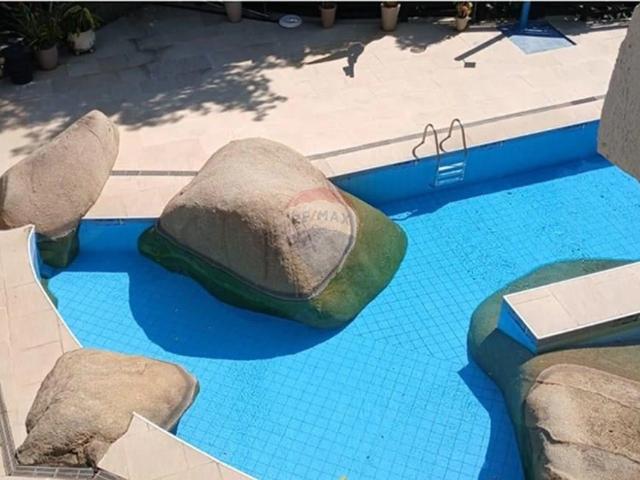 Casa / Sobrado em Condomínio para Locação em Rio de Janeiro/RJ Guaratiba 5 Quartos