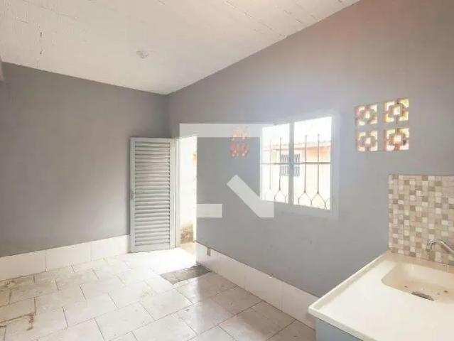 Casa / Sobrado em Condomínio para Locação em Rio de Janeiro/RJ Guaratiba 1 Quartos