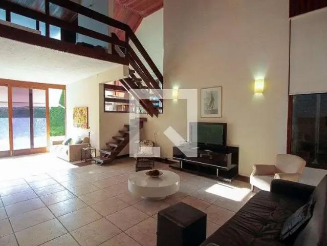 Casa / Sobrado em Condomínio para Locação em Rio de Janeiro/RJ Itanhangá 4 Quartos