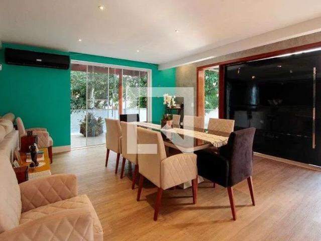 Casa / Sobrado em Condomínio para Locação em Rio de Janeiro/RJ Itanhangá 4 Quartos