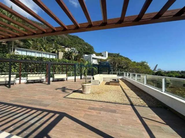 Casa / Sobrado em Condomínio para Locação em Rio de Janeiro/RJ Itanhangá 4 Quartos