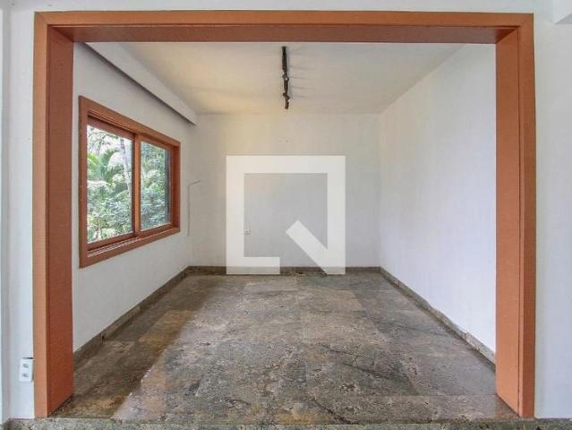 Casa / Sobrado em Condomínio para Locação em Rio de Janeiro/RJ Itanhangá 5 Quartos
