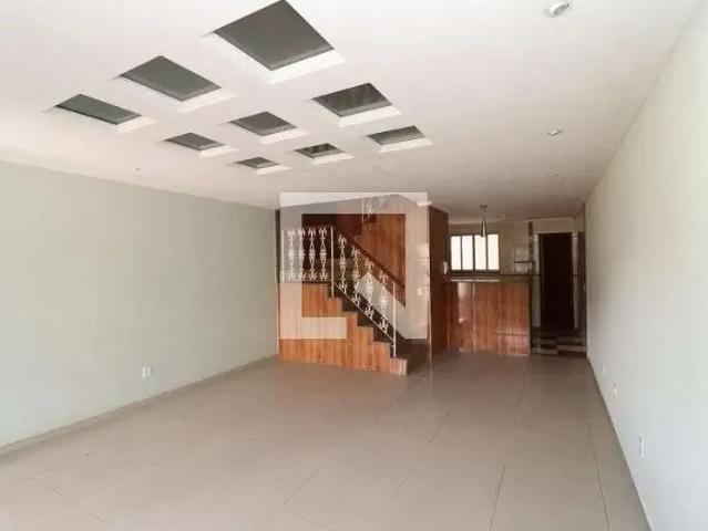 Casa / Sobrado em Condomínio para Locação em Rio de Janeiro/RJ Jardim Guanabara 3 Quartos