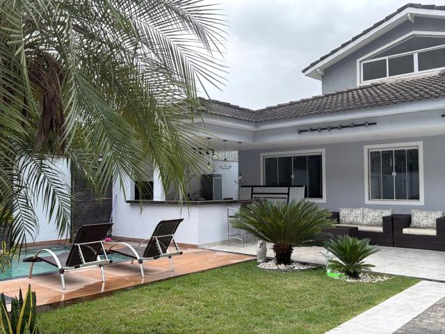 Casa / Sobrado em Condomínio para Locação em Rio de Janeiro/RJ Jardim Sulacap 3 Quartos
